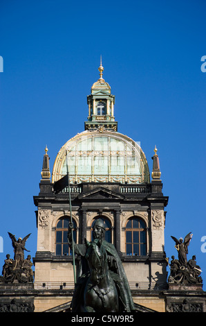 Tschechien, Prag, National Museum, St.-Wenzels-statue Stockfoto