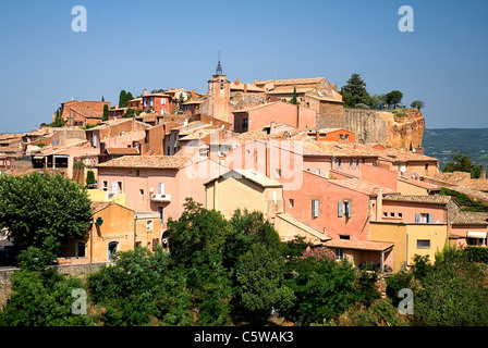 Frankreich, Provence, Roussillon, Blick über das Dorf Stockfoto