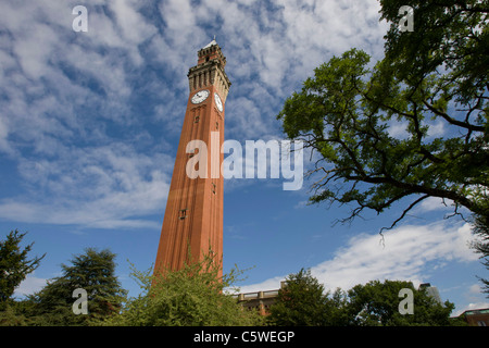 Universität Birmingham Uhrturm, genannt "Old Joe", 100 Meter hoch der höchste frei stehende Glockenturm in der Welt. Stockfoto