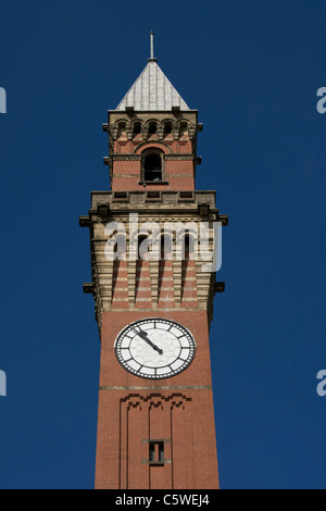 Universität Birmingham Uhrturm, genannt "Old Joe", 100 Meter hoch der höchste frei stehende Glockenturm in der Welt. Stockfoto