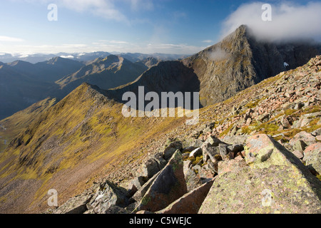 Ben Nevis und Carn Mor Dearg Arete, Lochaber, Schottland, Großbritannien. Stockfoto