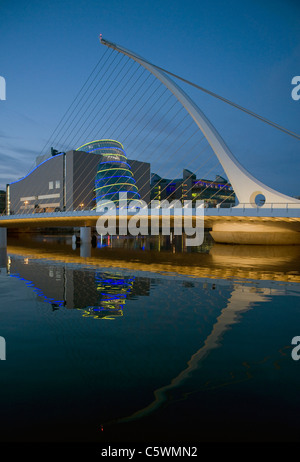 Samuel Beckett Bridge & Dublin Convention Centre in Dublin. Stockfoto