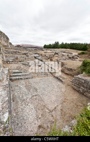 Natatio der Bäder von der Wand (Thermae) in Conimbriga, Ruinen die am besten erhaltene römische Stadt in Portugal. Stockfoto