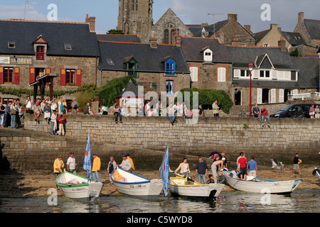 Maritimen Events: "Doris: de Cale de Cale". Hafen von St. Suliac (Ille et Vilaine, Bretagne, Frankreich). Stockfoto