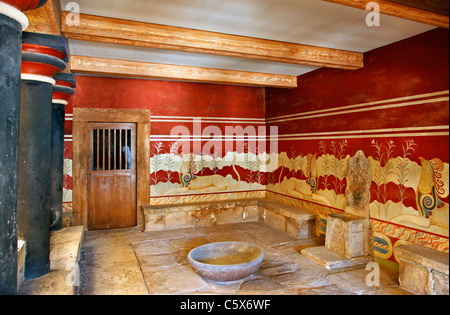 Der Saal des Thrones in der minoische Palast von Knossos, Heraklion, Kreta, Griechenland Stockfoto