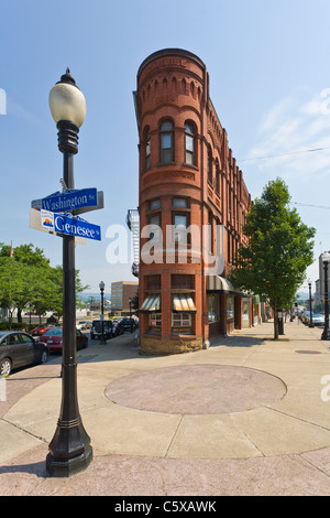 Genesee Street in der Innenstadt von Utica, New York Stockfoto