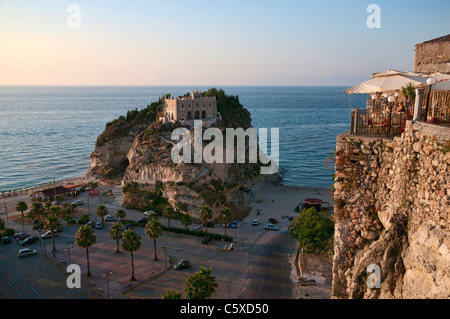 Blick von den sehr berühmten Balkon von Tropea Stockfoto