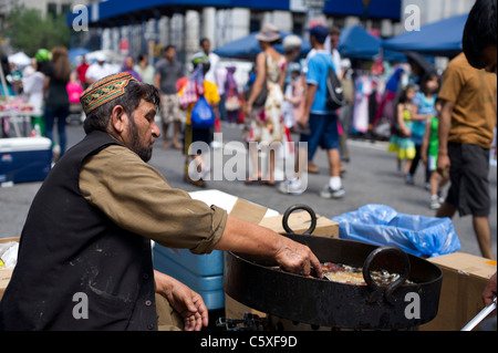 Pakistanisch-Amerikaner zu sammeln, in der Nähe von Madison Square Park in New York Stockfoto