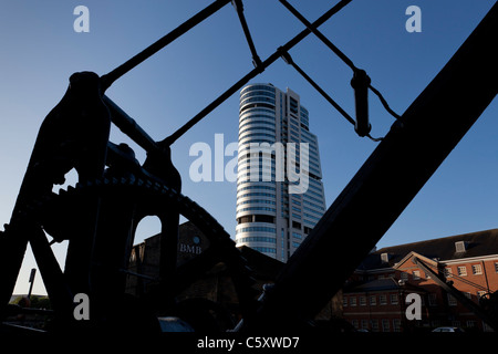 Bridgewater Place, den Spitznamen The Dalek ist ein Büro- und Wohn-Hochhaus-Entwicklung in Leeds, West Yorkshire. Stockfoto