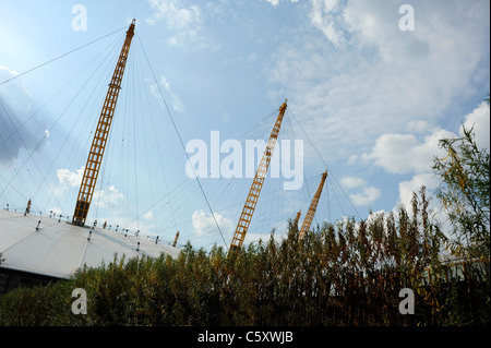 Teil des Daches des Millennium Dome in Greenwich Peninsula, South East London. Stockfoto