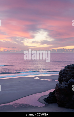 Sonnenuntergang über Sandwood Bay, Sutherland, Highland, Schottland, UK. Stockfoto