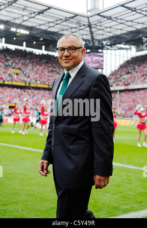 Bundesliga, 1.FC Köln (Köln) Vs VfL Wolfsburg 0:3, Trainer Felix Magath (Wolfsburg) Stockfoto