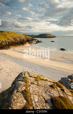 Der Strand von Achmelvich, Assynt, Sutherland, Highland, Schottland, Vereinigtes Königreich. Stockfoto