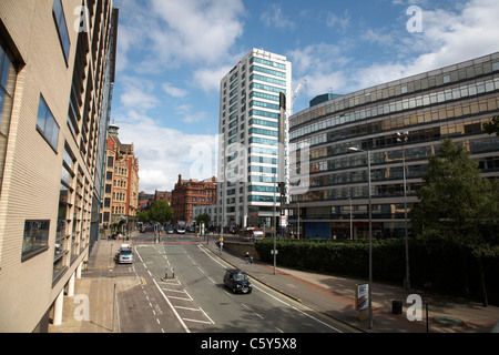 Mit Blick auf 111 Piccadilly aus London Road in Manchester UK Stockfoto