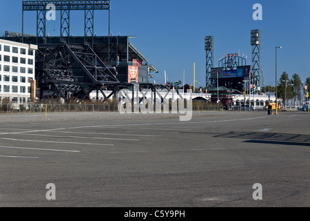 Parkplatz von AT&T Park, das Heimstadion der San Francisco Giants, am Morgen des Tages gewannen die Weltmeisterschaft 2010 in Texas. Stockfoto