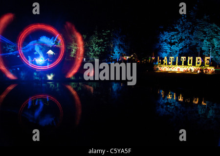 Zeigen Sie Licht, Seebühne, Latitude Festival 2011, Henham Park, Suffolk, England, Vereinigtes Königreich. Stockfoto