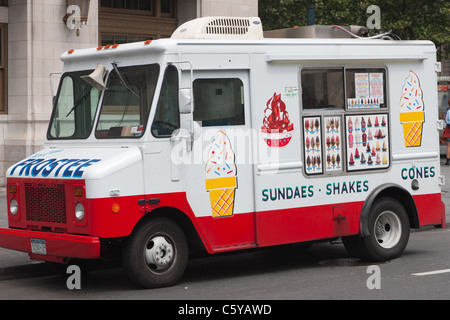 'Hier kommt Frostee' Eis Creme LKW in New York CIT. Stockfoto