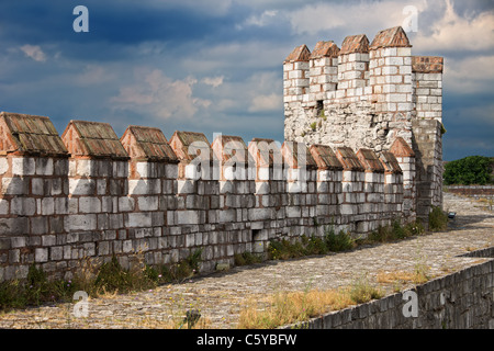 Yedikule Schloß (Burg der sieben Türme) byzantinischen Mauern in Istanbul, Türkei Stockfoto