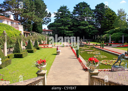 Die Grand italienischen Gärten in Compton Acres in Dorset, England Stockfoto