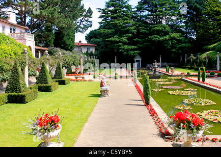 Die Grand italienischen Gärten in Compton Acres in Dorset, England Stockfoto