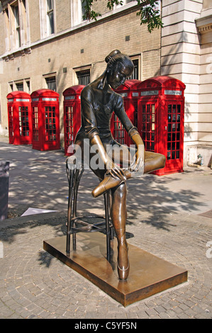 Junge Tänzerin Skulptur, Broad Court, Covent Garden, West End, London Borough of Camden, Greater London, England, United Kingdo Stockfoto