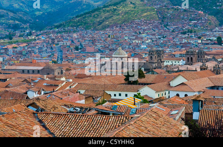 Blick auf die peruanische Stadt Cusco, die ehemalige Hauptstadt des Inka Reiches und der "Unesco" Welterbe-Gebiet Stockfoto