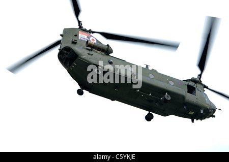 WADDINGTON, ENGLAND, UK - Juli 3: Chinook HC2 von Nr. 18 Squadron in Waddington International Airshow. Stockfoto