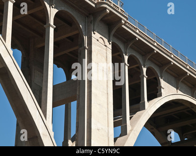 Pasadena historische Colorado Blvd Brücke in Südkalifornien. Stockfoto