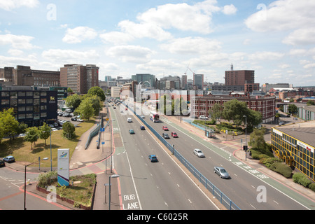 A38M und Birmingham skyline Stockfoto