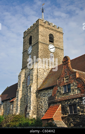 St.-Petri Kirche, Sandwich, Kent, England, Vereinigtes Königreich Stockfoto