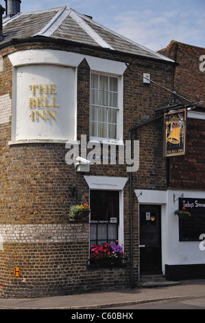 The Bell Inn, High Street, Minster-in-Thanet, Isle of Thanet, Kent, England, Vereinigtes Königreich Stockfoto