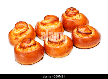 süße Spirale Brötchen isoliert auf weißem Hintergrund Stockfoto