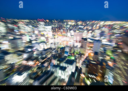 Verschwommene Sicht auf ein Objekt in einer Stadt Stockfoto