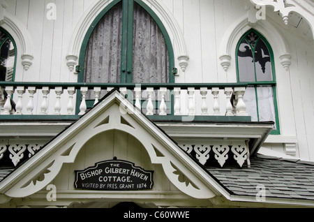 Oak Bluffs Martha's Vineyard, Massachusetts. 19. Jahrhundert traditionelle Camp Meeting Hütte Stockfoto