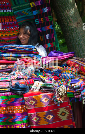 Nim Po't, Souvenir-Shop in Antigua, Guatemala Stockfoto