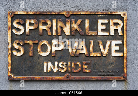 Verrosteten Schild - Manchester Stockfoto