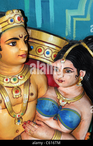 Hindu-Gottheiten in Batu Höhlen. Stockfoto