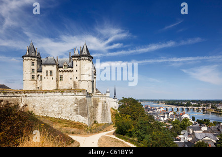 Schloss von Saumur oberhalb der Loire River, Maine et Loire, Loiretal, Frankreich, Europa