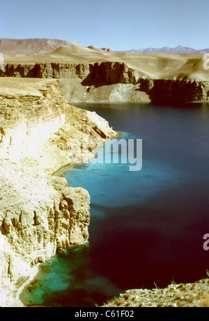 Band-i-Amir Seen, Afghanistan, 1974, sechs tiefblaue Seen aufgestaut durch Ablagerungen von mineralischen Travertin, im Jahr 2009, als die ersten nationalen Wahlen im Land Park. Stockfoto