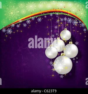 Abstrakte Weihnachten Hintergrund mit Perlen Verzierungen auf lila Stockfoto