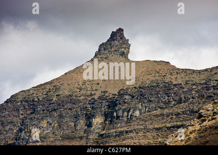 Bischöfe Cap Mountain, nördlich von Logan Pass im Glacier Nationalpark in Montana. Stockfoto