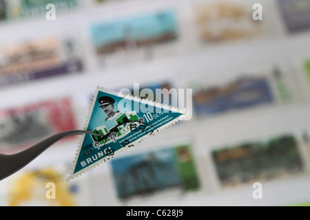 Dreieckige Stempel Bruno Briefmarken Sammlung Stockfoto