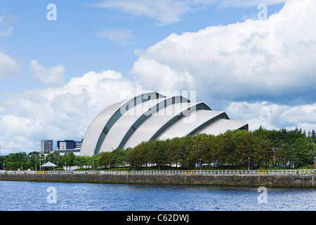 "Armadillo" (The Clyde Auditorium) am Ufer des River Clyde, Glasgow, Schottland, Großbritannien Stockfoto