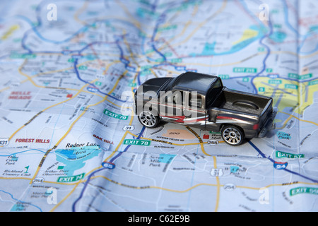 Modell-Truck auf einem Stadtplan der Innenstadt von Nashville in den usa Stockfoto