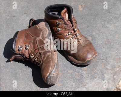 Ein gut getragen paar Wanderstiefel, UK Stockfoto