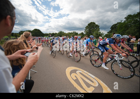 Test-Event für die Olympischen Spielen 2012 in London Surrey Zyklus Classic 140 km Straßenrennen am Sonntag, 14. August 2011 statt. Stockfoto