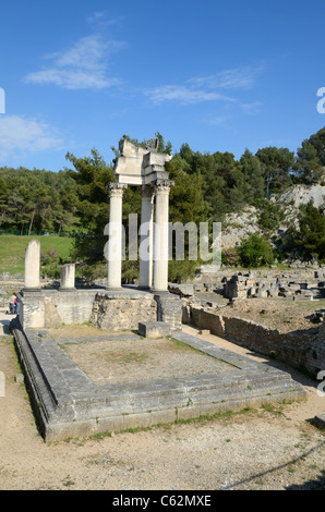 Roman Temple an der ruiniert römische Stadt von Glanum in der Nähe von Saint-Rémy-de-Provence-Provence-Frankreich Stockfoto