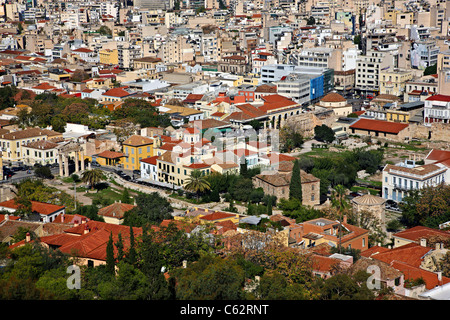 Panoramische Ansicht der Plaka Viertel, die malerischsten von Athen, Griechenland. Foto von der Akropolis. Stockfoto