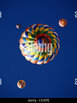 Bunte Heißluftballons in den Himmel, Albuquerque, New Mexico, USA Stockfoto