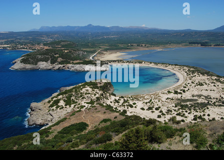 Ansicht von Voidokilia Bucht von der alten fränkischen Burg (Paliokastro) Stockfoto